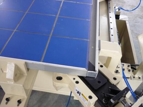ZKAPF-1全自动太阳能电池板组框机